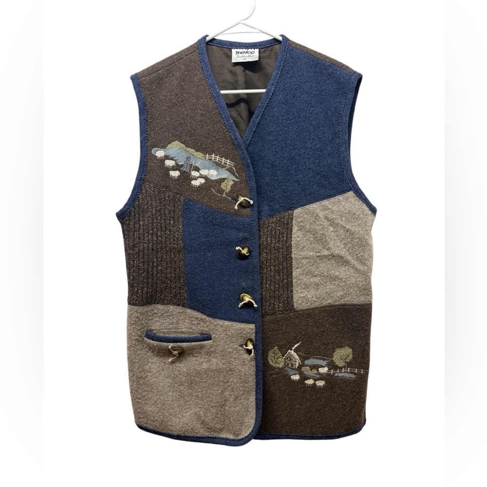 MEICO Landhaus Look Vintage Patchwork Wool Vest with Embroidered Details